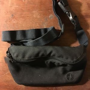 Jaunt Ninja Wave Fanny Pack (with Flex-Band)